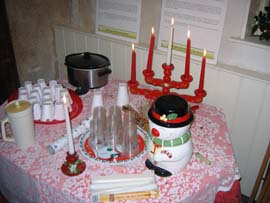 Description: Warm mulled wine