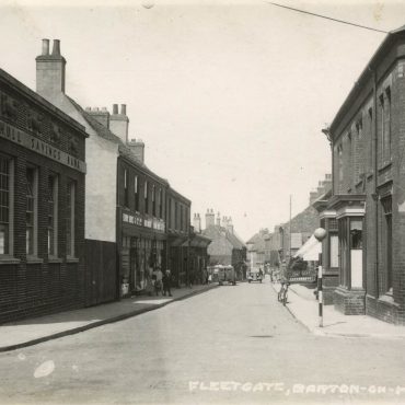 Hull Savings Bank on the corner of West Acridge